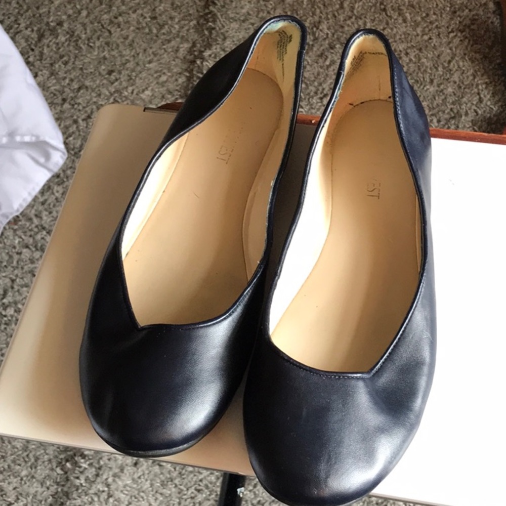 Classic Navy Leather Women's Ballet Flats